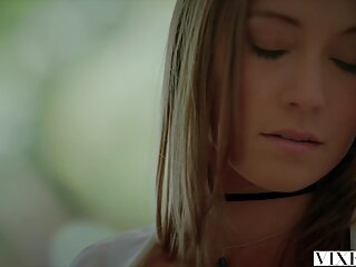 Allie Sin yerli sex izle Huge-Jugged ve iyi bir çoklu alma