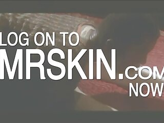 Göt yerli pono parmaklama ve kirli oyuncak oyun üçlü seks